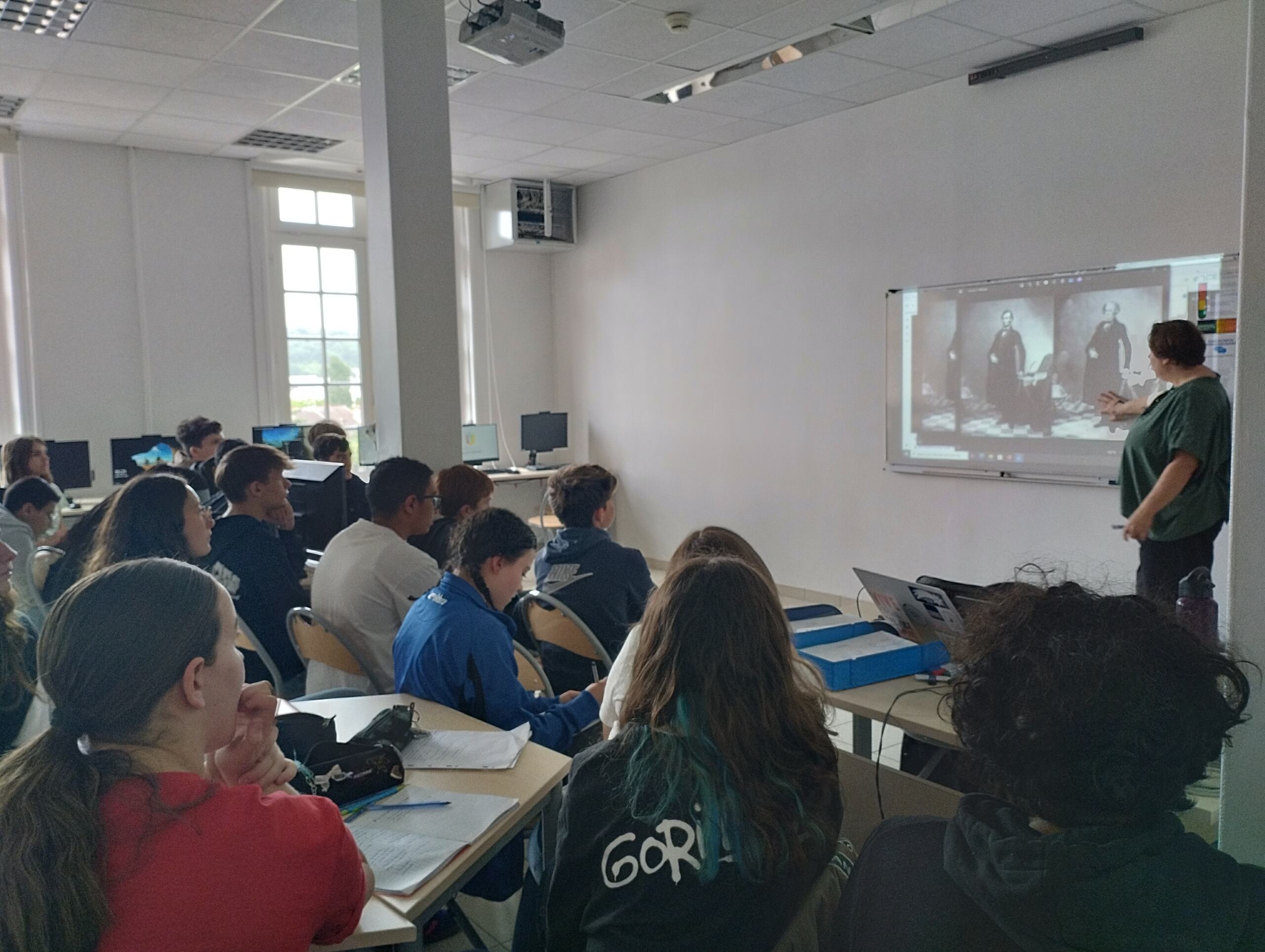 Les 4ᵉ C explorent « Images et vérité »
